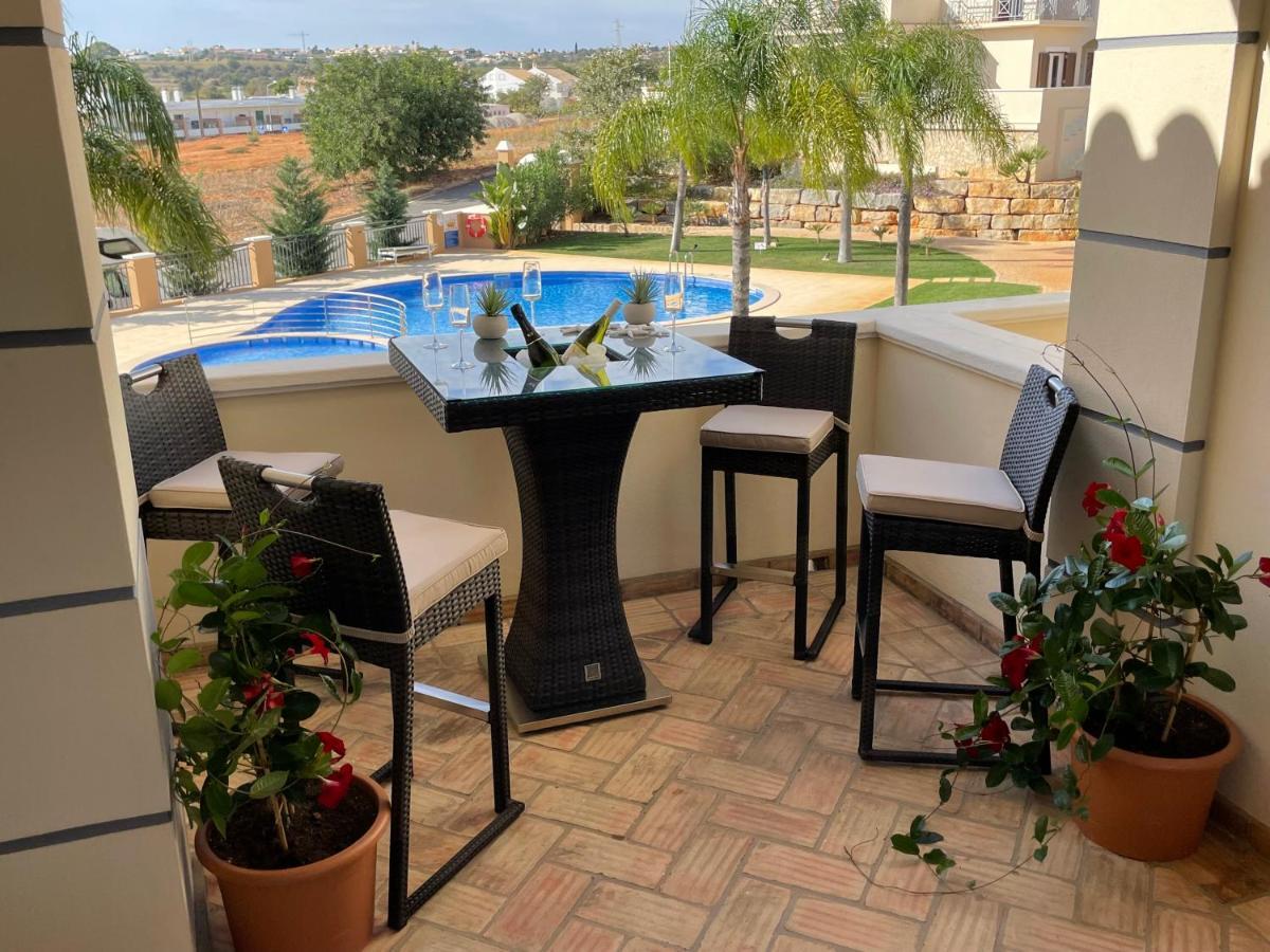 Villa Cascata, 3 Bedroom, Pool, Close To Olhos De Agua Albufeira Exteriör bild