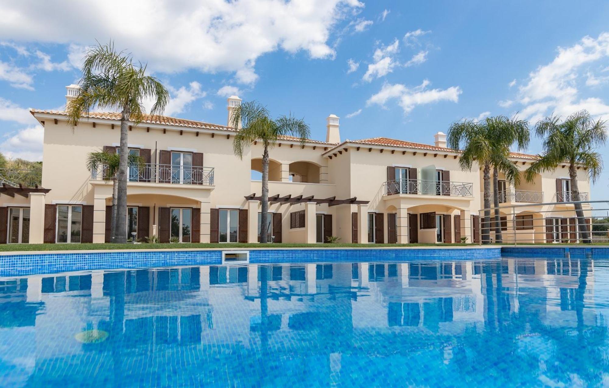 Villa Cascata, 3 Bedroom, Pool, Close To Olhos De Agua Albufeira Exteriör bild