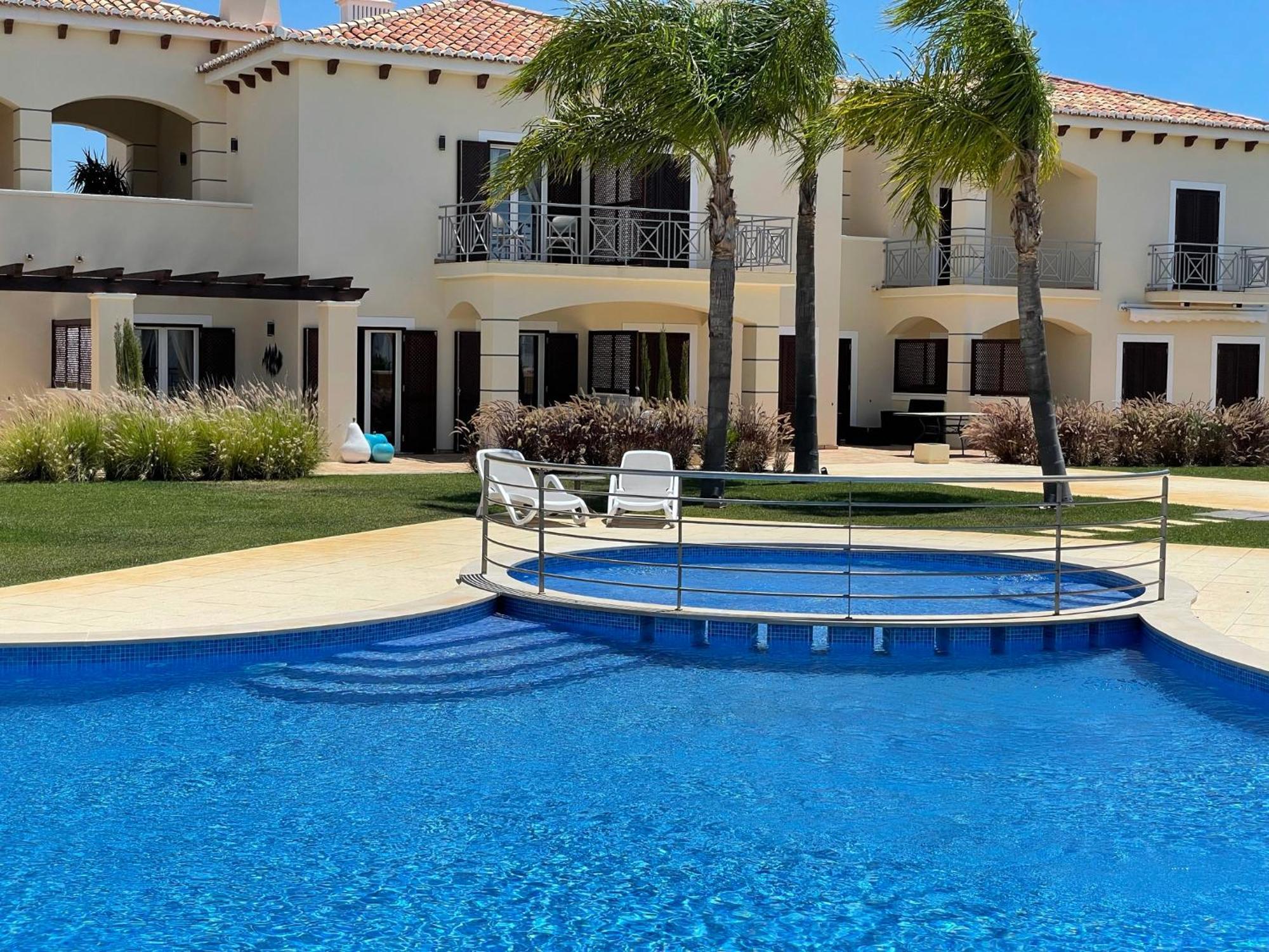 Villa Cascata, 3 Bedroom, Pool, Close To Olhos De Agua Albufeira Exteriör bild